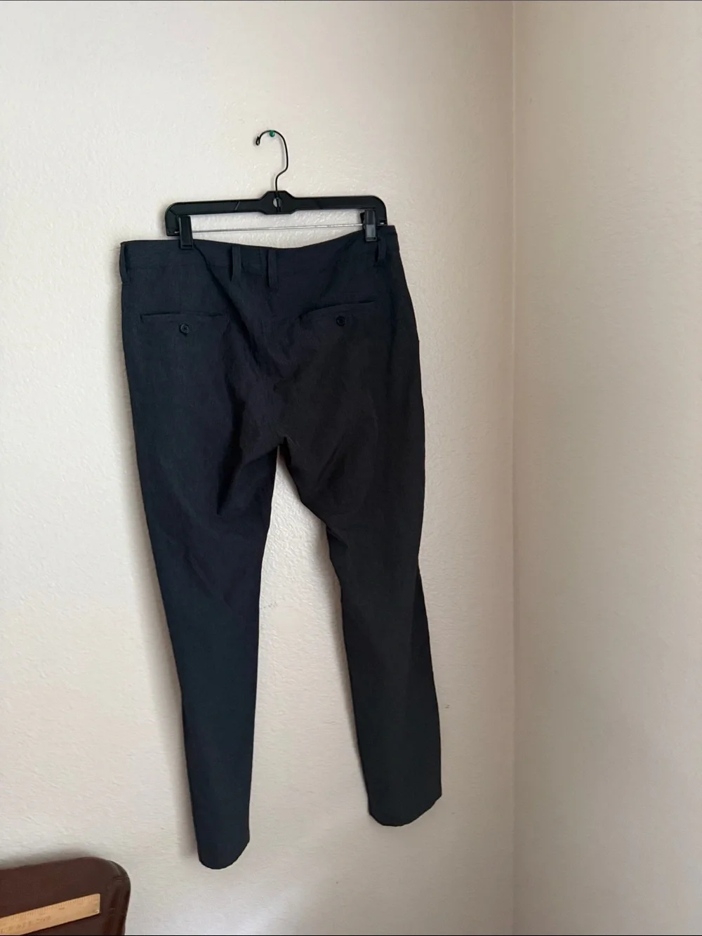 Travis Mathew classic dark